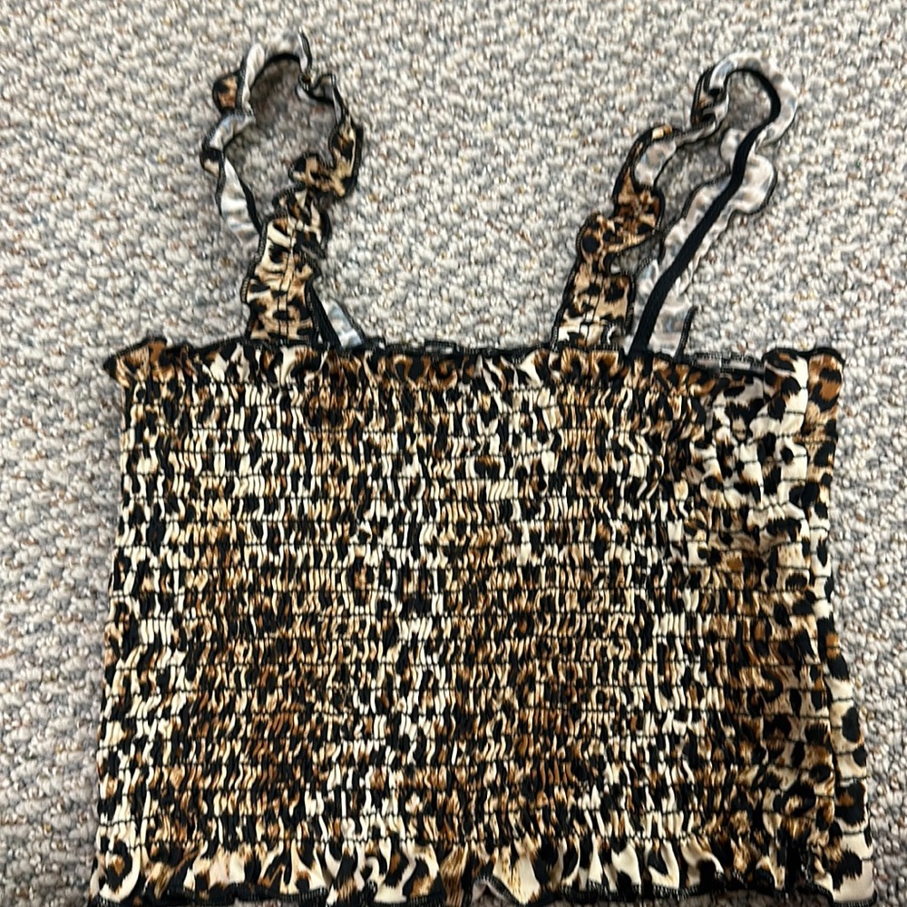 Emory park leopard top